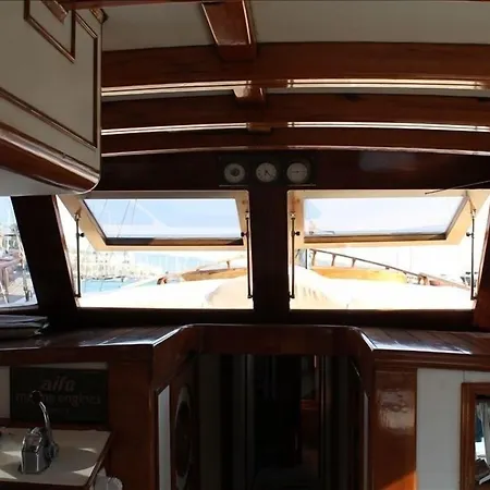 ספינת מלון Ide Yacht מרמריס